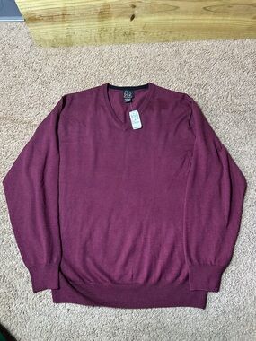 Jos. A. Bank Men's V-Neck Merino Wool Sweater Burgundy